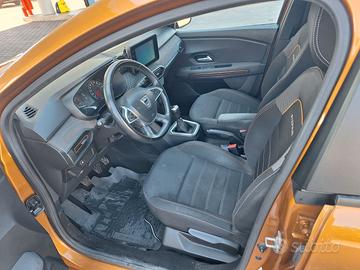 DACIA SANDERO DJF BEV 1.O BERLINA GPL 67CV 4