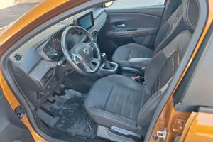 DACIA SANDERO DJF BEV 1.O BERLINA GPL 67CV 4