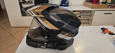 Casco airoh commander 2 con cardo freecom 2