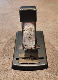 CUCITRICE DA TAVOLO ZENITH 520/E

