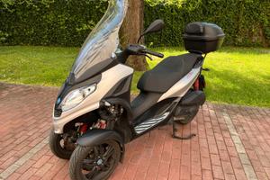 Piaggio MP3 300 hpe sport 2022 (Euro 5-Patente B)