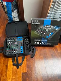 Console YAMAHA MG10