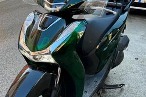 Honda SH 125 vetro anno 2024