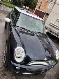 **ADATTA ANCHE A NEOPATENTATI** trattabili