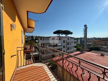 4 LOCALI A MARANO DI NAPOLI