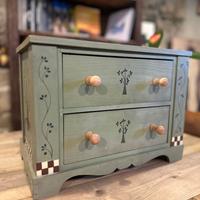 Mini cassettiera in legno decorata stile country
