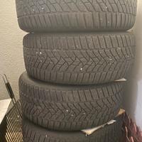 Gomme + cerchi 225/50r17