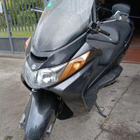 Suzuki Burgman 400 - 2004