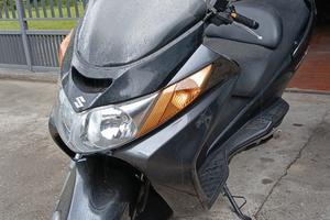 Suzuki Burgman 400 - 2004