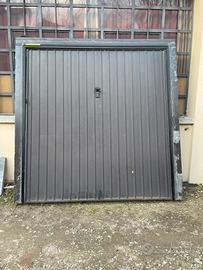 Porta basculante