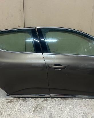 Porta anteriore posteriore sx dx renault clio 5