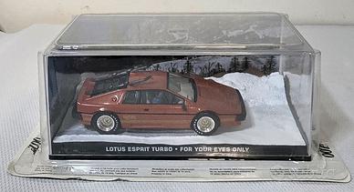007 James Bond Lotus Esprit Turbo Ski