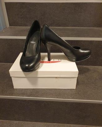 scarpe nere decollette con tacco cm 10