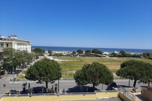 Bilocale Vista Mare Climatizzato con Posto Auto