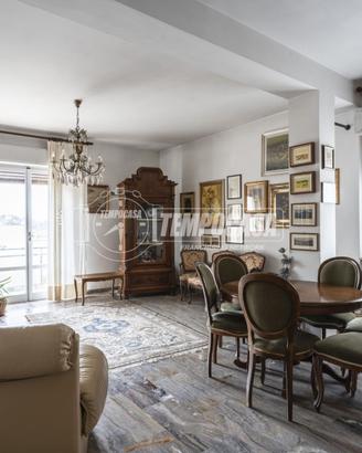 Ampio appartamento con box e cantina