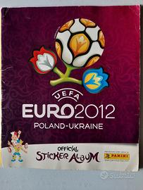 Album UEFA EURO 2012 completo.