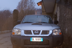 Nissan navars