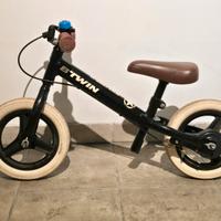 Balance bike btwin nera