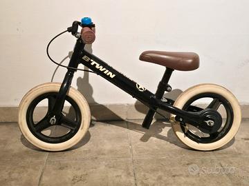Balance bike btwin nera