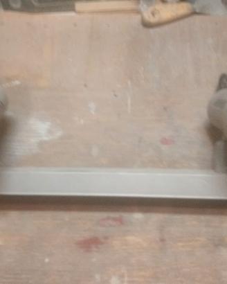 plafoniera a due lampadine attacco piccolo 