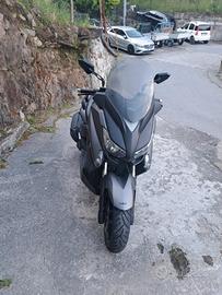 xmax400