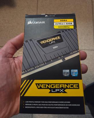 Corsair VENGEANCE LPX DDR4 RAM 32GB (2x16GB)