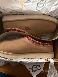 UGG Tasman