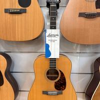 Chitarra acustica Larrivée D02 nuova
