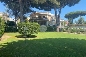 PORZIONE DI BIFAMILIARE A ANZIO