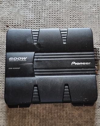 amplificatore per subwoofer 