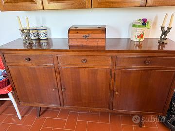 Credenza in legno