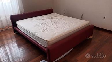 letto pelle flou bordeaux con comodini originali