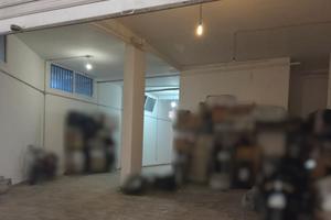 Locale box 180 mq