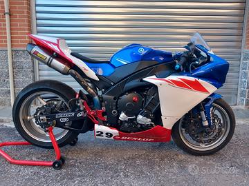 Yamaha YZF R1 2009 Pista