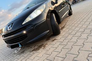 Peugeot 207 1.4 Hdi