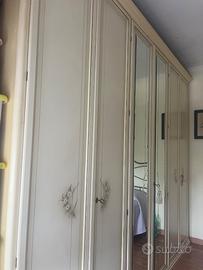 Armadio stile liberty