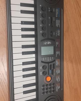 pianola casio scuola