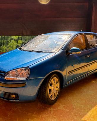 VW Golf V Welly 1/18