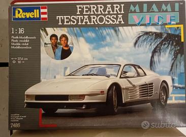 Kit Revell Ferrari Testarossa Miami Vice  1/16