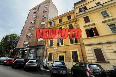 MONOLOCALE A ROMA