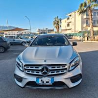 Mercedes Benz GLA 200 d 4 Matic Premium AMG