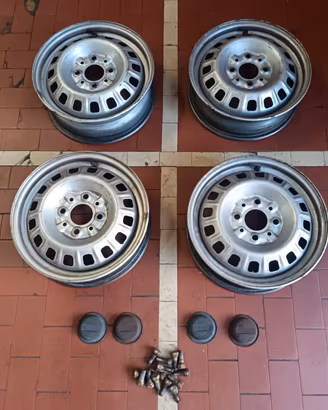 4 CERCHI FIAT PANDA 141
