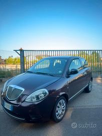 Lancia Ypsilon 1.2 benzina - 2011