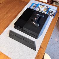 PlayStation 4 500 GB + Giochi e accessorio