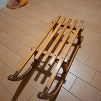 Slittino in legno vintage