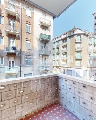 BILOCALE CON TERRAZZINO