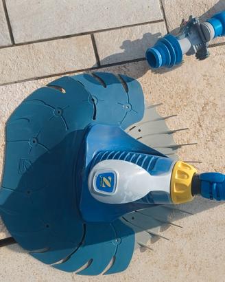 Robot pulisci piscina