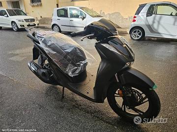 Honda SH 150 SH150 SPORT BAULETTO PARABREZZA