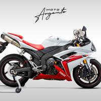 Yamaha YZF R1