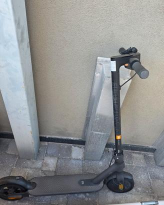 Monopattino elettrico XIAOMI